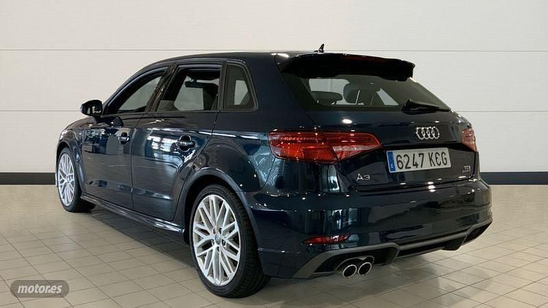 Usado Audi A3 S-Line 184 CV (135 kW) 2017 Azul Berlina
