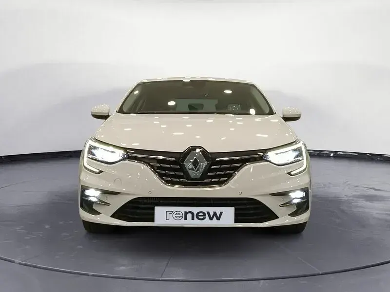 Usado Renault Mégane IV Zen 140 CV (102 kW) 2022 Blanco Berlina