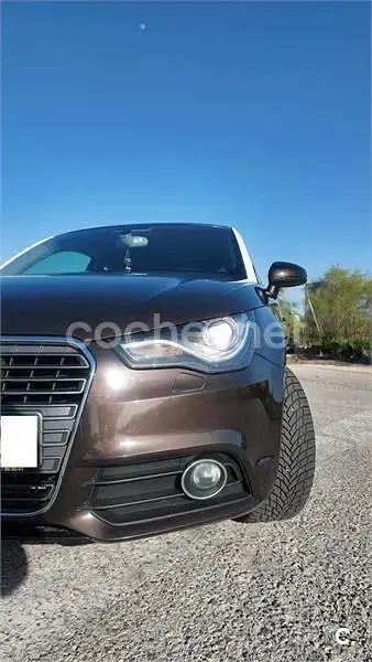 Usado Audi A1 Ambition 90 CV (66 kW) 2013 Marrón Utilitario