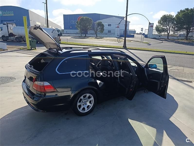 Usado BMW 525 163 CV (119 kW) 2005 Negro Familiar