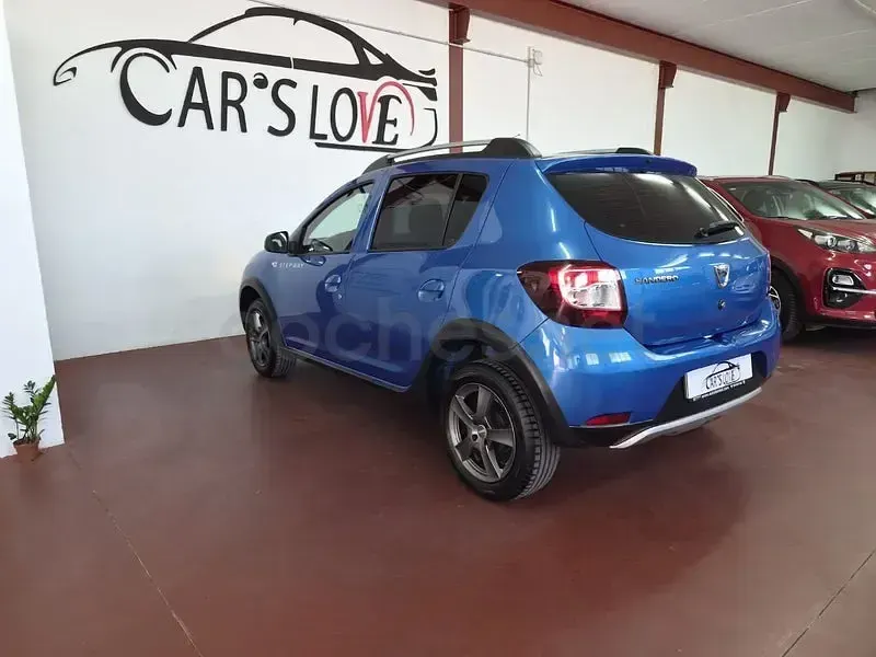 Usado Dacia Sandero Stepway 90 CV (66 kW) 2017 Azul Berlina