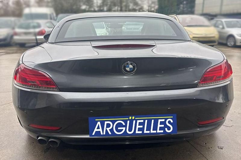 Usado BMW Z4 156 CV (114 kW) 2013 Gris Descapotable