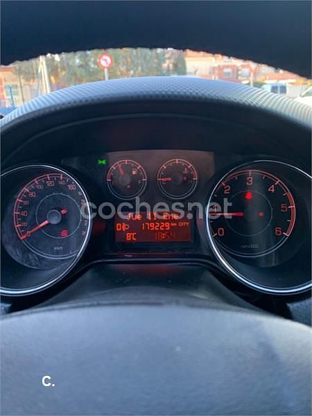 Gris / plata Usado 2010 Fiat Bravo Dynamic Utilitario | 3200 € (Buen precio) - Imagen 1/4