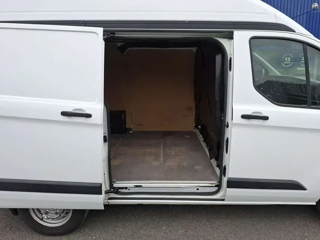 Usado Ford Transit Custom Ambiente 129 CV (94 kW) 2022 Blanco Van