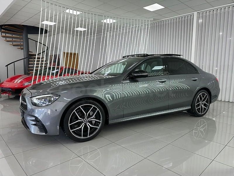 Usado Mercedes E220 194 CV (142 kW) 2022 Gris Berlina