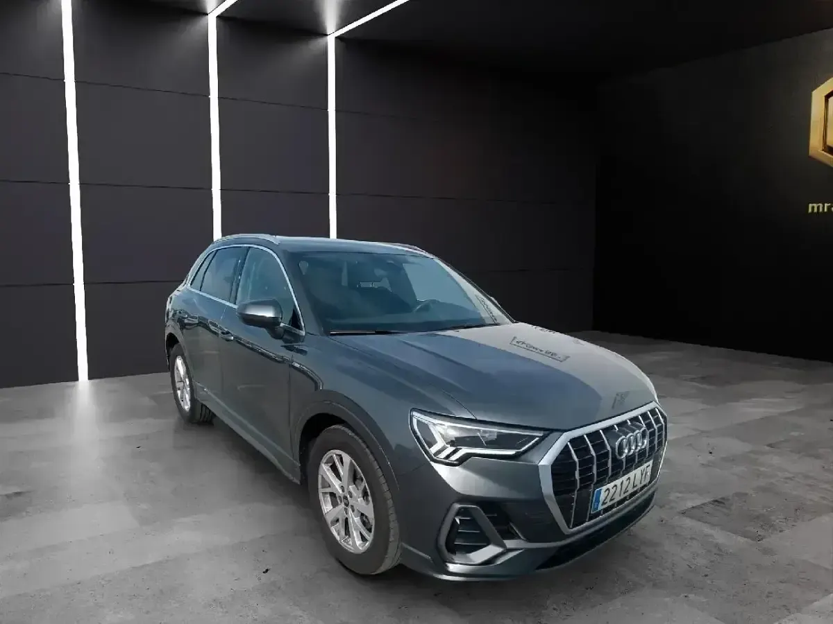 Usado Audi Q3 S-Line 150 CV (110 kW) 2022 Gris SUV