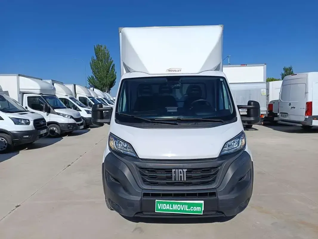 Usado Fiat Ducato 140 CV (102 kW) 2022 Blanco Van