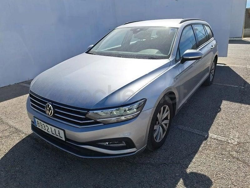 Usado VW Passat 150 HP (110 kW) 2021 Cinzento Carrinha