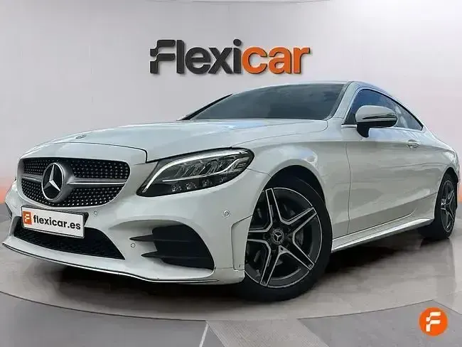 Usado Mercedes C220 194 CV (142 kW) 2020 Blanco Coupe