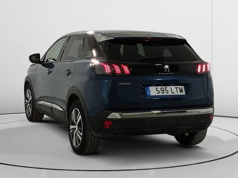 Usado Peugeot 3008 Allure 132 CV (97 kW) 2021 Azul SUV