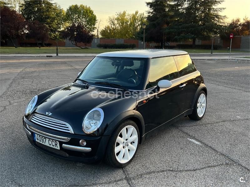Usado Mini Cooper 115 CV (84 kW) 2003 Negro Utilitario