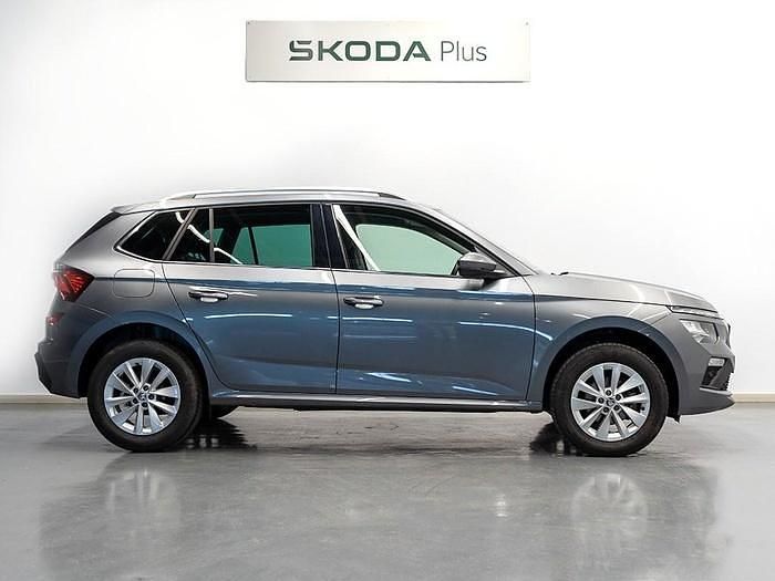 Usado Skoda Kamiq Selection 115 CV (84 kW) 2025 Gris SUV