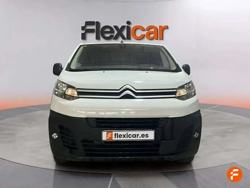 Usado Citroën Jumpy 101 CV (74 kW) 2022 Blanco Monovolumen