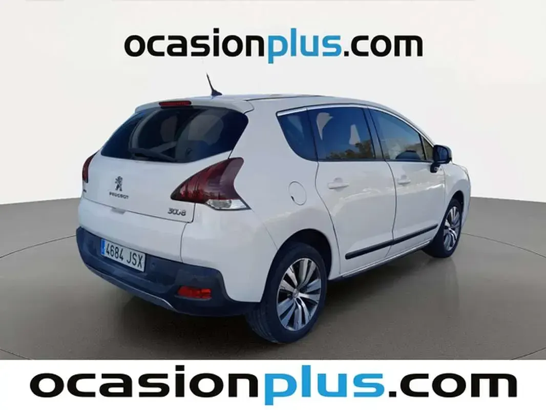 Usado Peugeot 3008 Style 131 CV (96 kW) 2016 Blanco Monovolumen