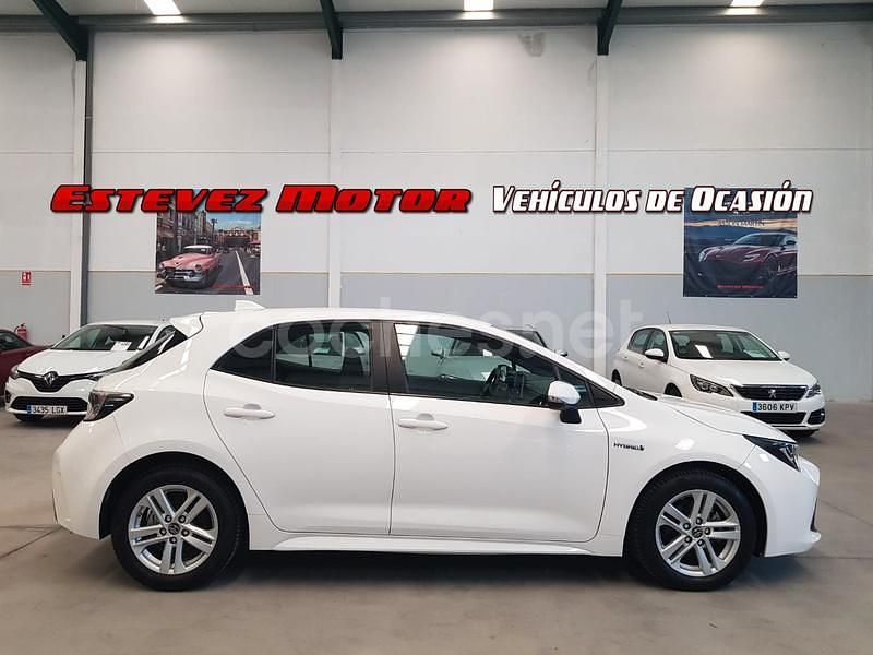 Usado Toyota Corolla Active 122 CV (89 kW) 2020 Blanco Berlina