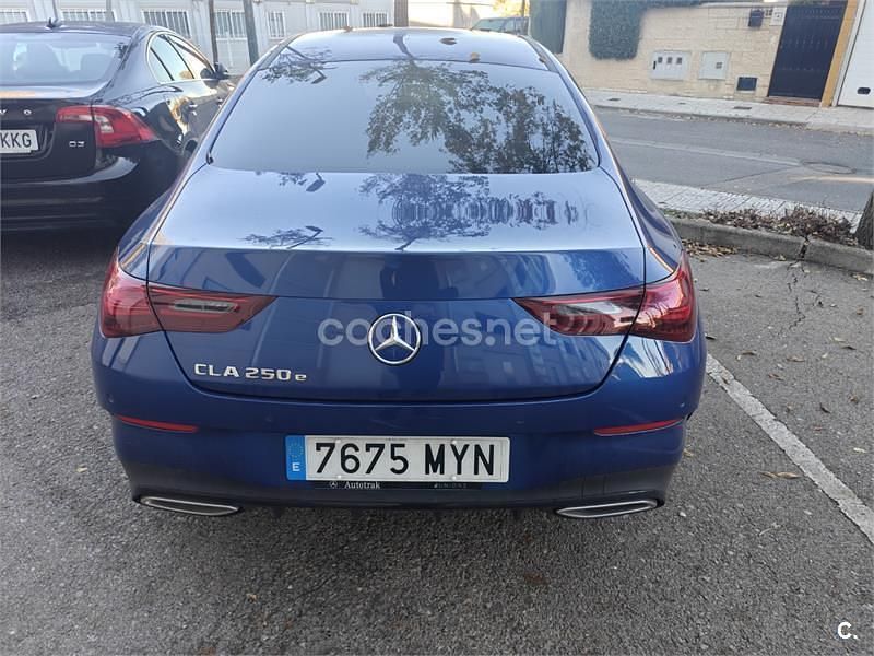 Usado Mercedes CLA250e 218 CV (160 kW) 2025 Azul Berlina