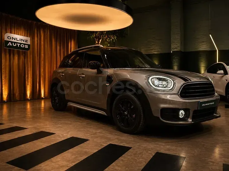 Usado Mini Cooper D Countryman 150 CV (110 kW) 2020 Gris / plata SUV
