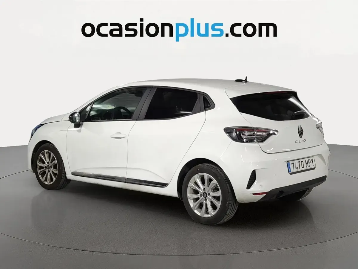 Usado Renault Clio Techno 101 CV (74 kW) 2024 Blanco Utilitario