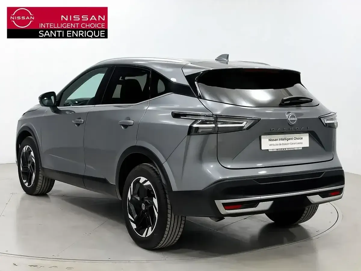 Usado Nissan Qashqai N-Connecta 140 CV (102 kW) 2024 Gris SUV