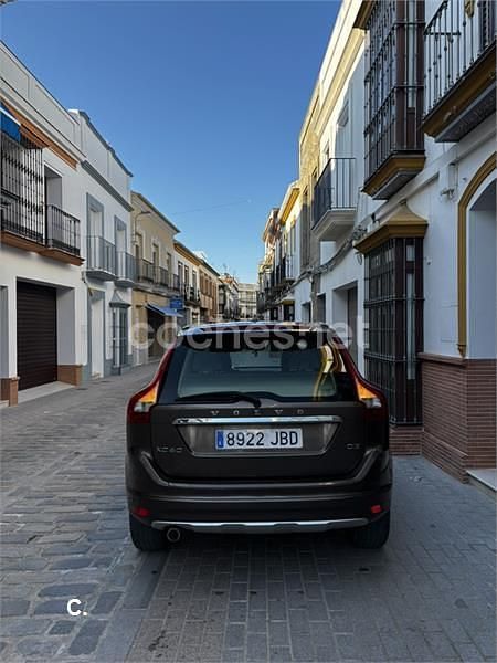 Usado Volvo XC60 Summum 136 CV (100 kW) 2014 Marrón SUV