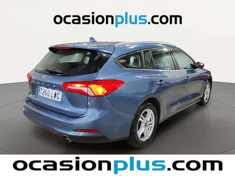 Usado Ford Focus Trend+ 120 CV (88 kW) 2022 Azul Familiar