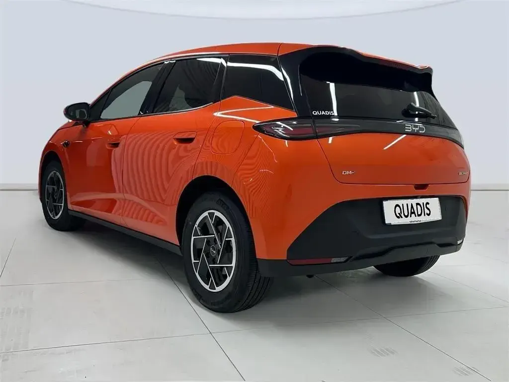 Nuevo BYD Dolphin Comfort 155 kW (212 CV) 2026 Orange sunset Utilitario