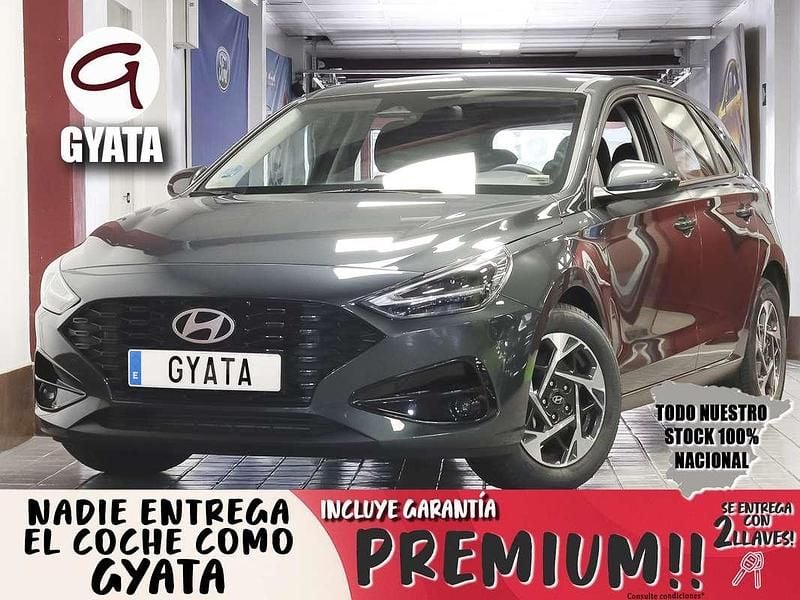 Verde Usado 2025 Hyundai i30 Utilitario | 18.990 € (Buen precio) - Imagen 1/4