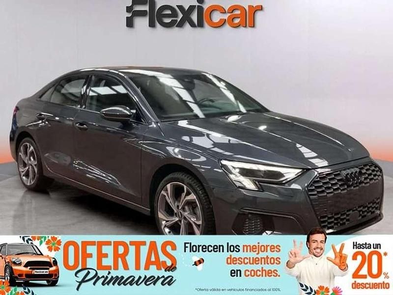 Usado Audi A3 110 CV (80 kW) 2023 Gris Berlina