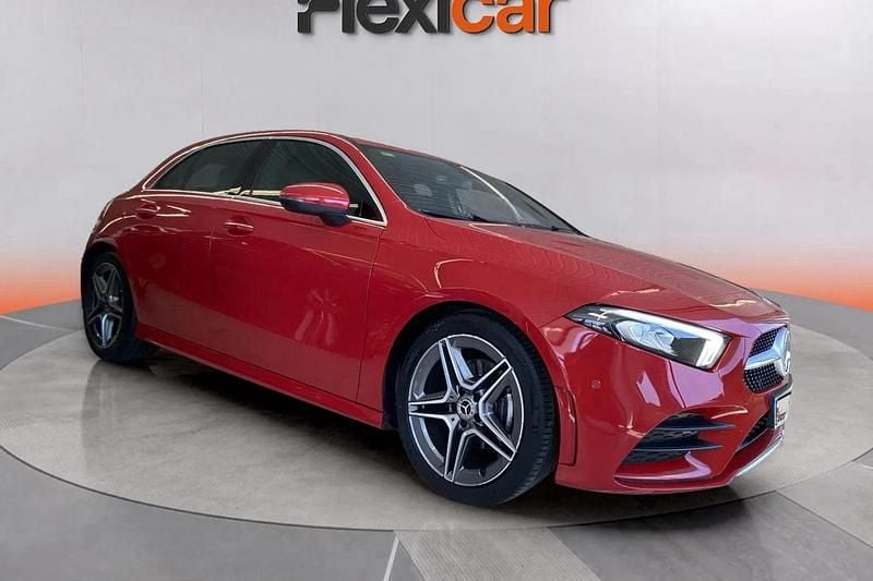 Rojo Usado 2018 Mercedes A180 Utilitario | 19.990 € (Precio justo) - Imagen 1/4