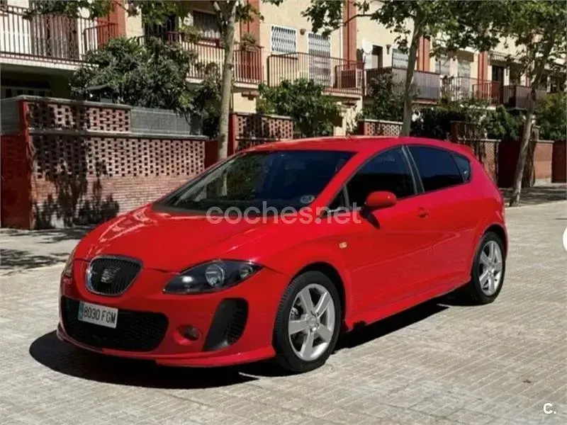 Brugt Seat Leon Sport 140 HK (102 kW) 2006 Rød Hatchback