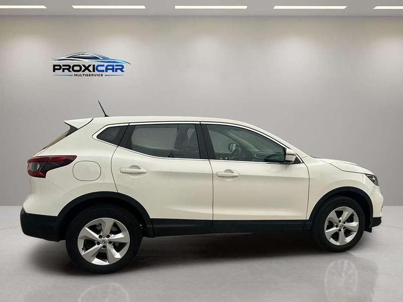 Usado Nissan Qashqai Visia 150 CV (110 kW) 2020 Blanco SUV