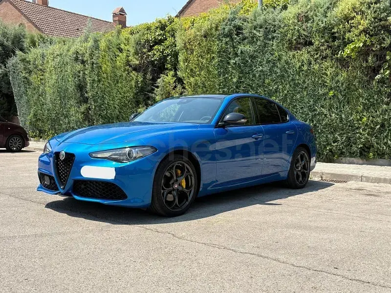 Usado Alfa Romeo Giulia Veloce 280 CV (205 kW) 2019 Azul Berlina