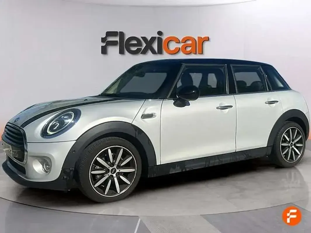 Usado Mini Cooper 136 CV (100 kW) 2019 Gris Utilitario