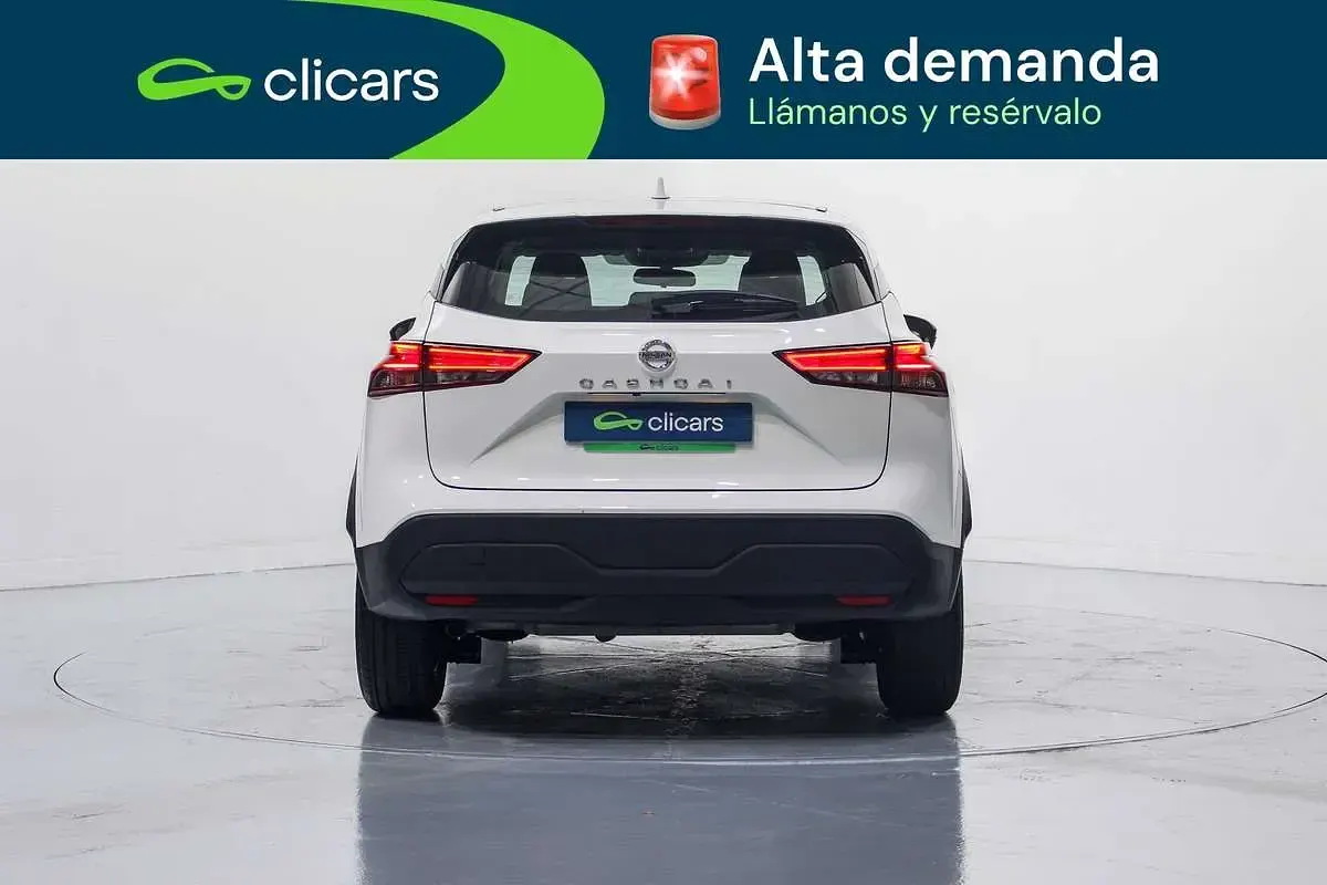 Käytetty Nissan Qashqai Tekna 140 HP (102 kW) 2022 Valkoinen Katumaasturi