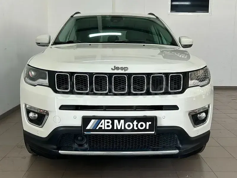 Usado Jeep Compass Limited 150 CV (110 kW) 2021 Blanco SUV