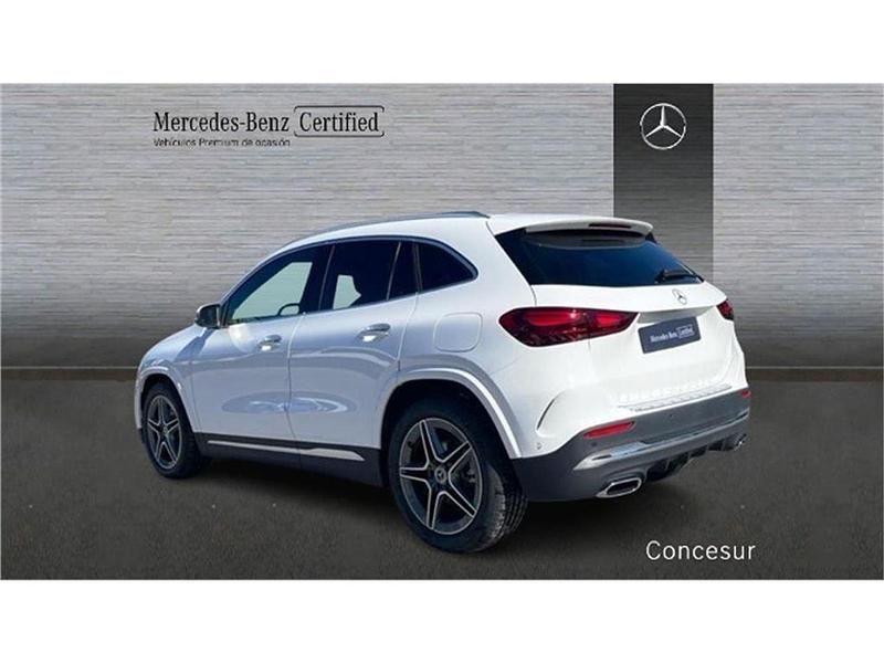 Usado Mercedes GLA250 218 CV (160 kW) 2025 Blanco SUV