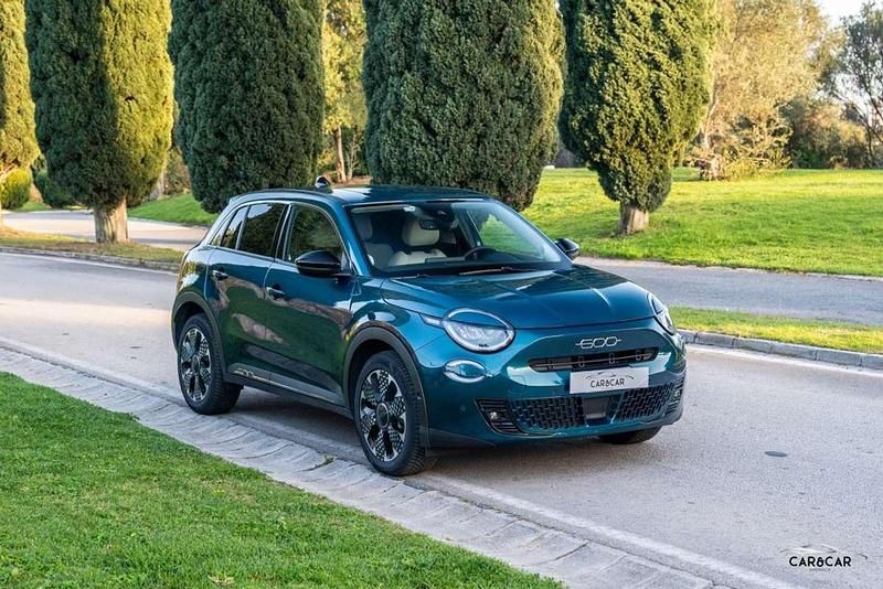Usado Fiat 600E La Prima 114 kW (156 CV) 2024 Verde SUV