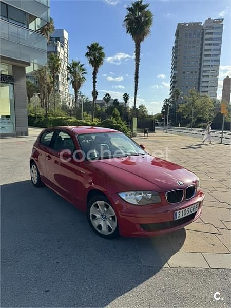 Rojo Usado 2009 BMW 116 Utilitario | 6500 € (Buen precio) - Imagen 1/4
