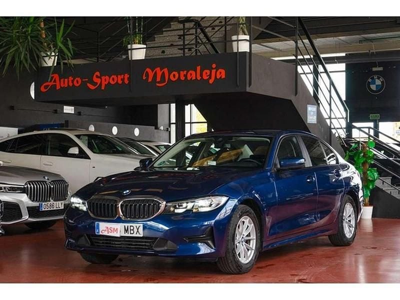 Azul Usado 2022 BMW 318 Sport Line Berlina | 24.900 € (Super precio) - Imagen 1/4