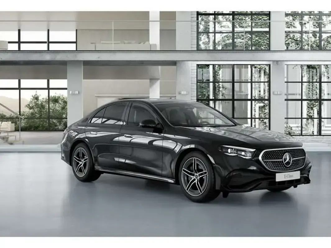 Usado Mercedes E300 313 CV (230 kW) 2025 Negro Berlina