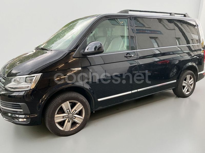 Negro Usado 2016 VW Multivan PanAmericana Monovolumen | 28.990 € (Precio justo) - Imagen 1/4
