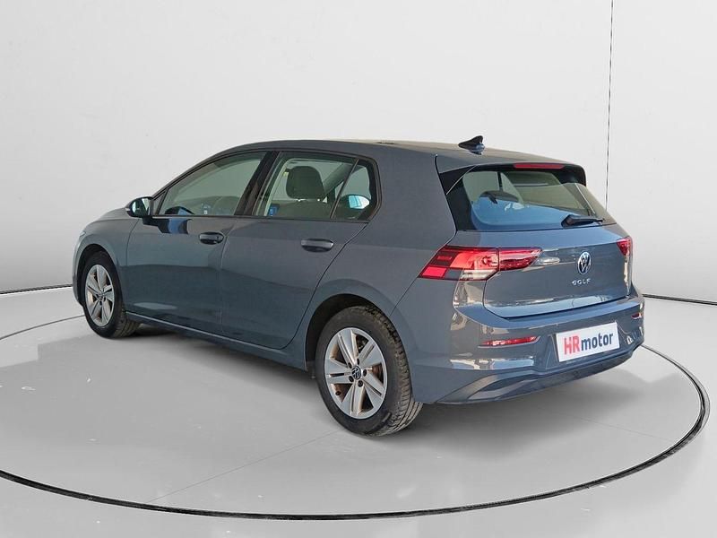Usado VW Golf VIII Life 110 CV (80 kW) 2024 Gris Berlina
