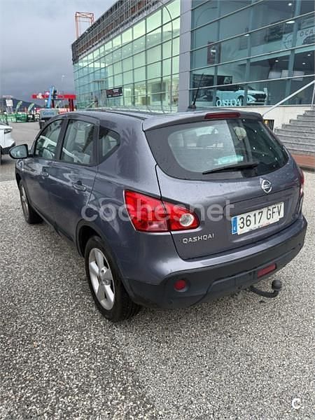 Usado Nissan Qashqai Tekna 140 CV (102 kW) 2008 Gris / plata SUV