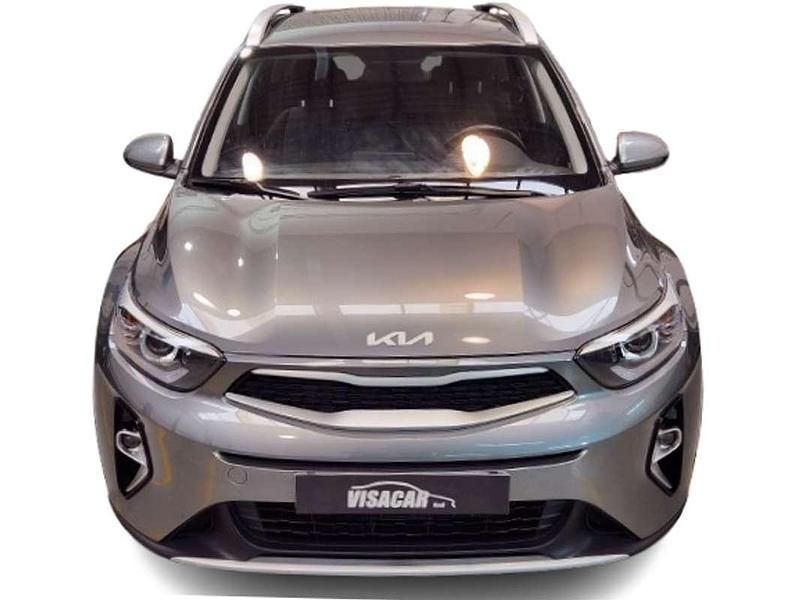 Usado Kia Stonic 84 CV (61 kW) 2023 Gris SUV