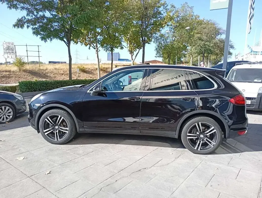 Usado Porsche Cayenne 300 CV (220 kW) 2011 Negro SUV