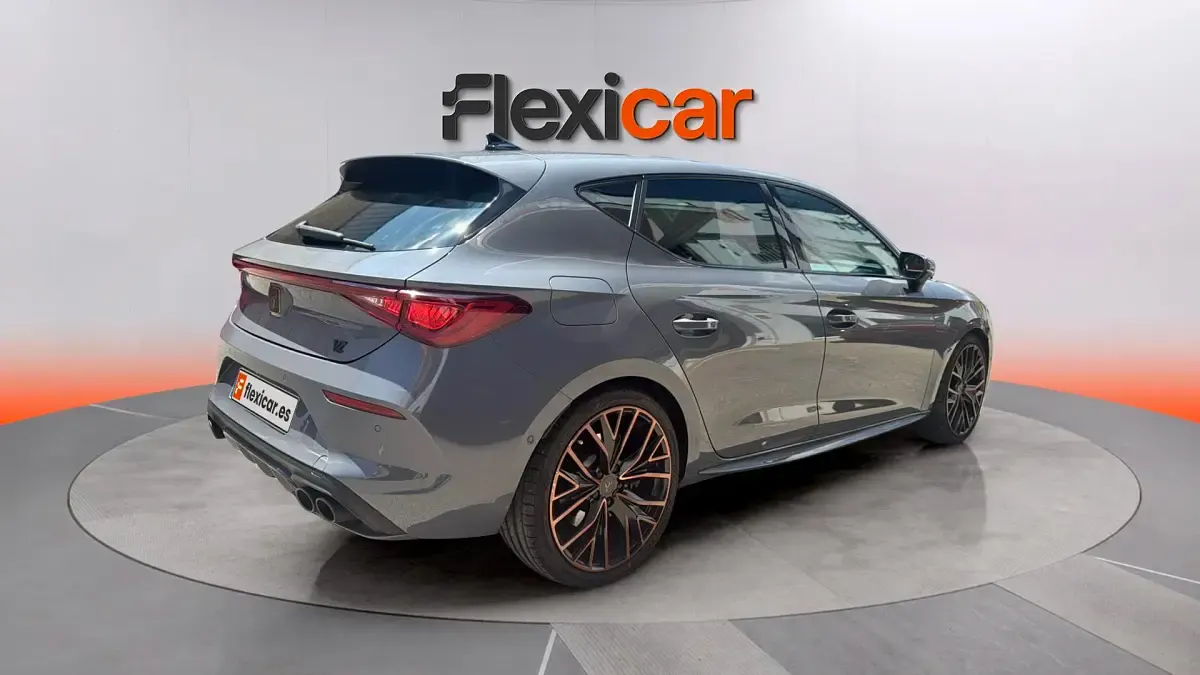 Usado Cupra Leon VZ 300 CV (220 kW) 2021 Gris Berlina