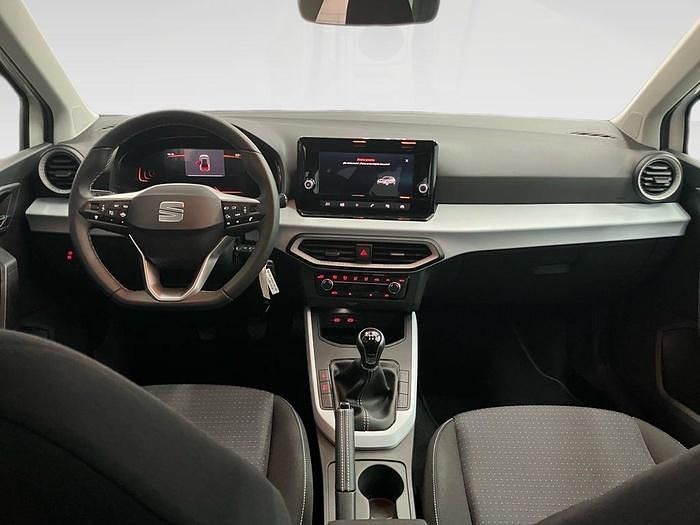 Usado Seat Arona Style 115 CV (84 kW) 2025 Blanco SUV