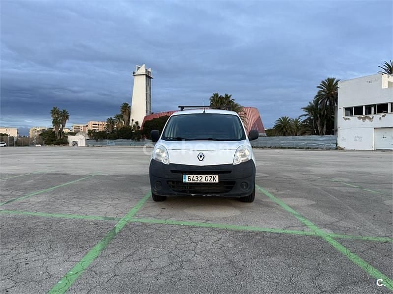 Usado Renault Kangoo 105 CV (77 kW) 2010 Blanco Monovolumen