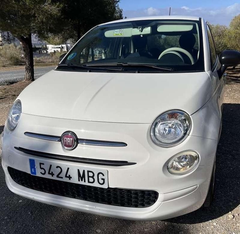 Usado Fiat 500 Club 71 CV (52 kW) 2022 Beige Utilitario