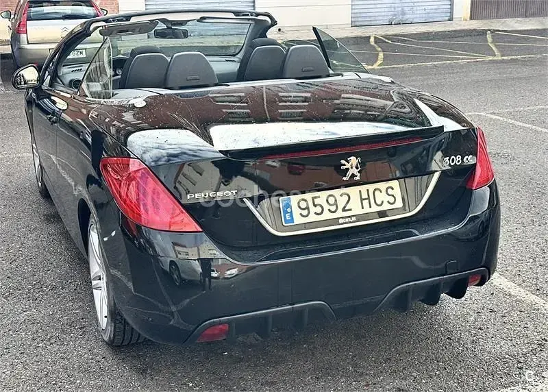 Usado Peugeot 308 CC Sport 122 CV (89 kW) 2011 Negro Descapotable